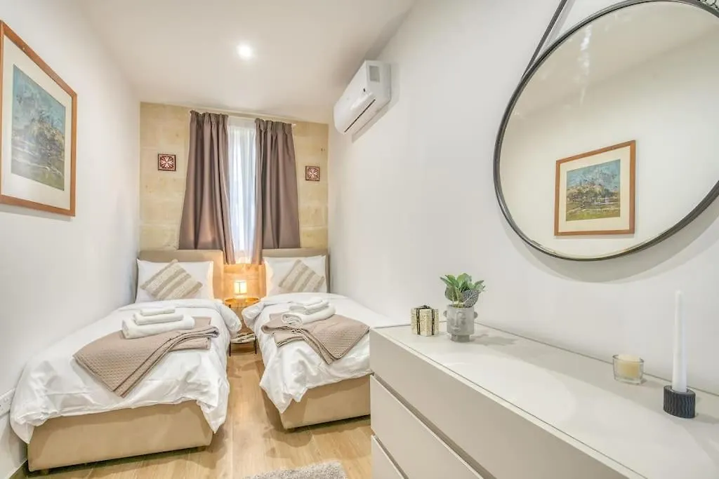 Holiday home Exclusive Seafront Townhouse Sliema, Valletta View Malta