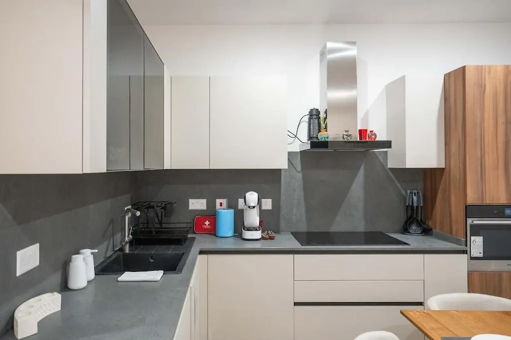 Exclusive Seafront Townhouse Sliema, Valletta View 0*, Sliema Malta